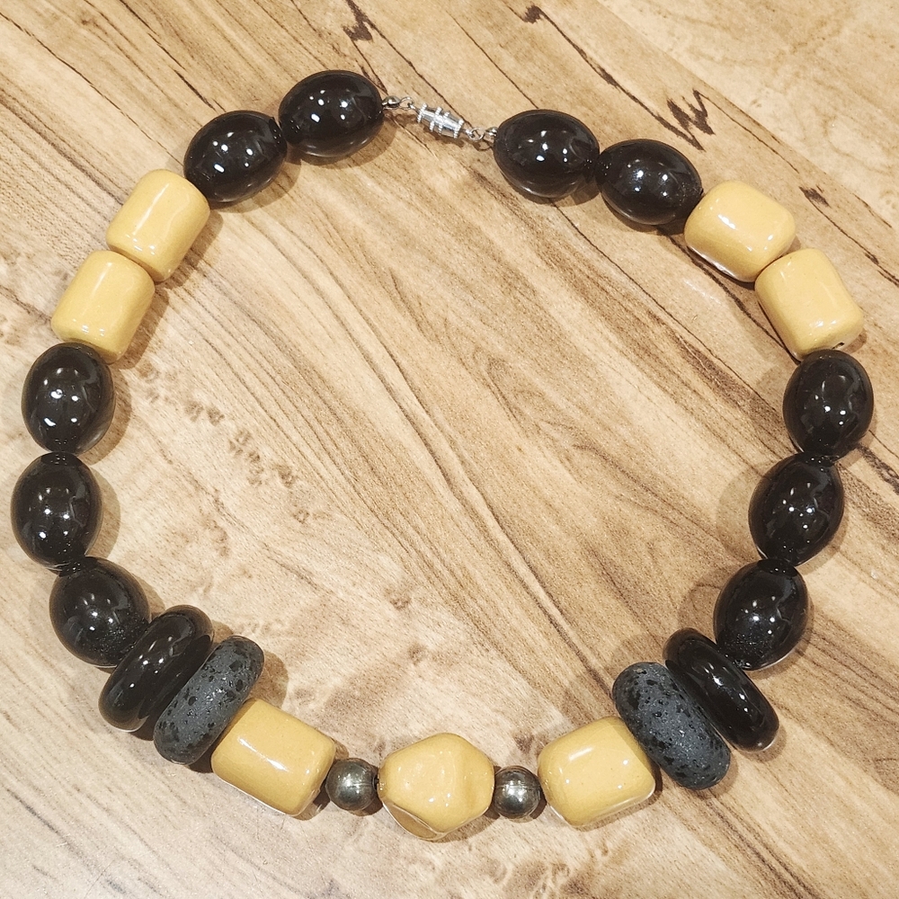 Big Bold Chunky Black and Tan Beaded Choker Necklace